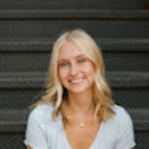 Meet your Posher, Caroline